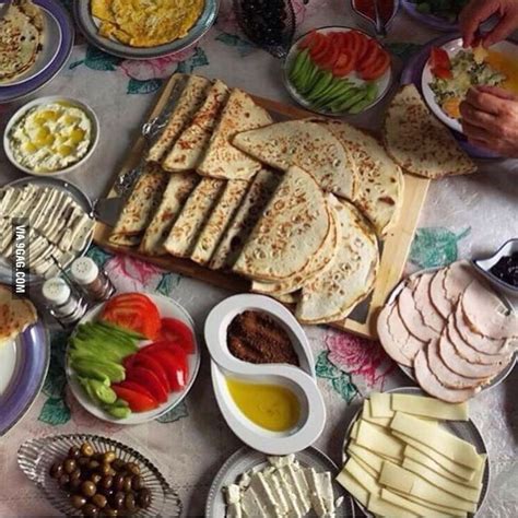 This is how a Lebanese breakfast looks like - 9GAG