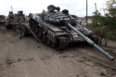 Ukrainian Forces Destroy 3 Russian Tank Crews in Forest Ambush: Video ...