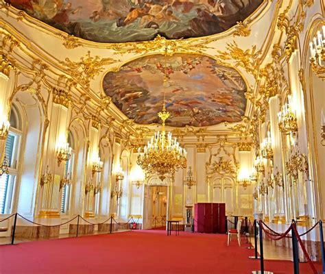 A Look Inside the Schönbrunn Palace – Concert Vienna