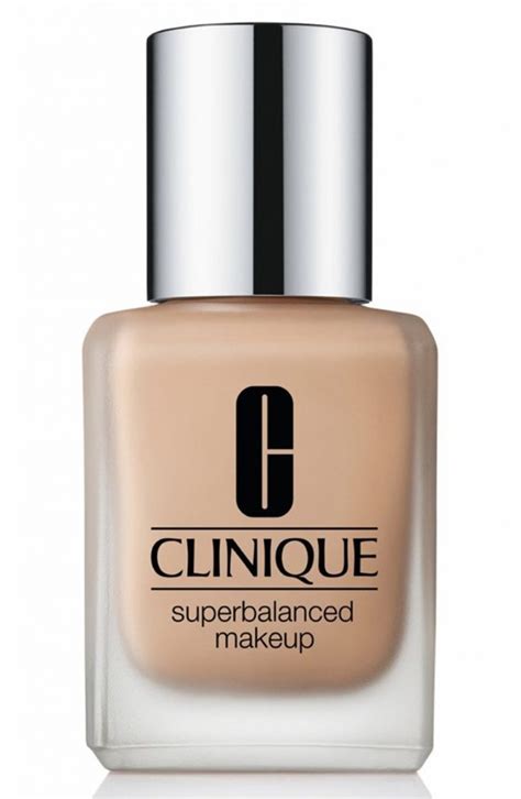 7 Best Foundations For Mature Skin With Large Pores | Women's Concepts