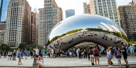 The Bean (Cloud Gate) in Chicago | Choose Chicago