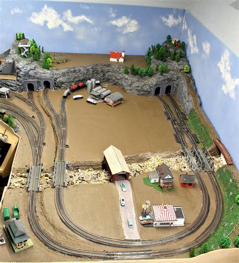 HO Scale Model Railroad Layouts - James Model Trains