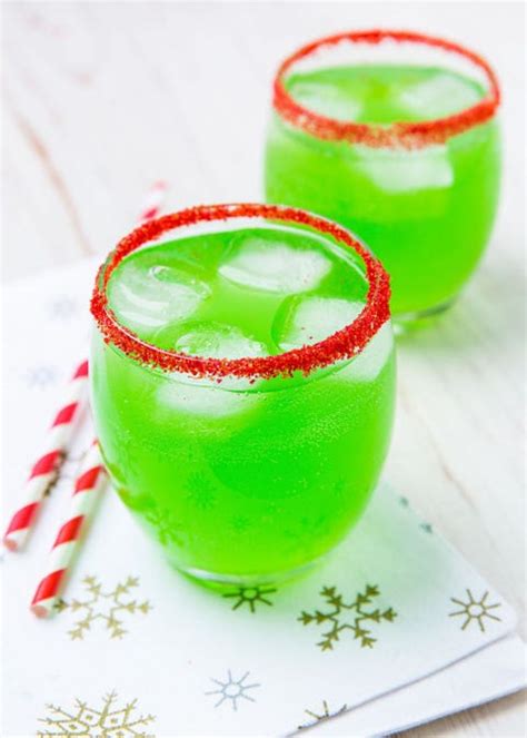 32 Easy Christmas Cocktail Recipes 2020 - Best Holiday Drinks