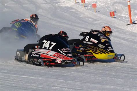 Snowmobile Racing - Snowmobiles.org