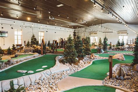 Indoor 18-hole Putt-putt — Golf Zone MN