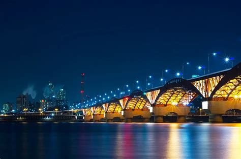 How to Visit Banpo Bridge in Seoul (Rainbow Bridge)