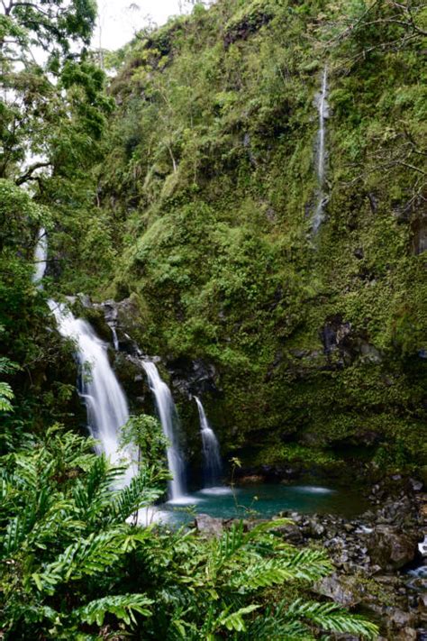 Guide Road To Hana Waterfalls