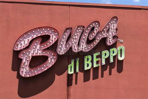 Indianapolis - Circa June 2017: Buca Di Beppo Italian Restaurant. Buca ...