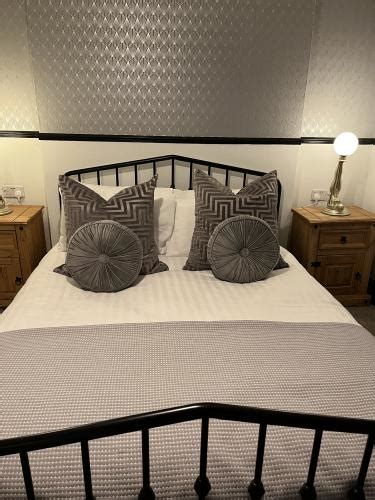 Tontine Hotel & Bar, Telford | Rooms