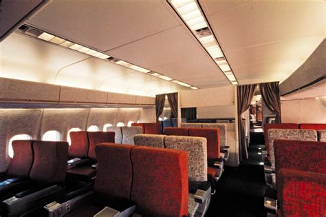 Swissair DC-10 | Airline interiors, Airplane interior, Aircraft interiors