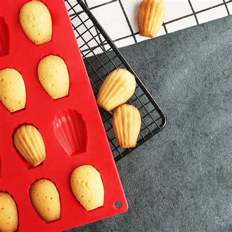 Food grade Madeleine Cookie Mold 20 madeleines mold Silicone Shell ...