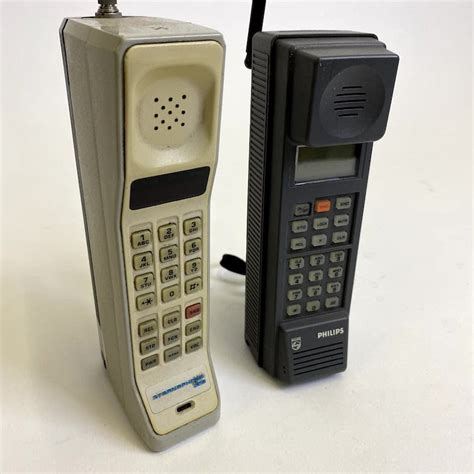 Portable Stornophone DynaTAC 220 Brick Mobile Phone (1990) (Non ...