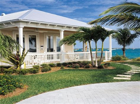 Cottage, Key West, Florida | Beach cottage style, Beach cottages, Guest ...