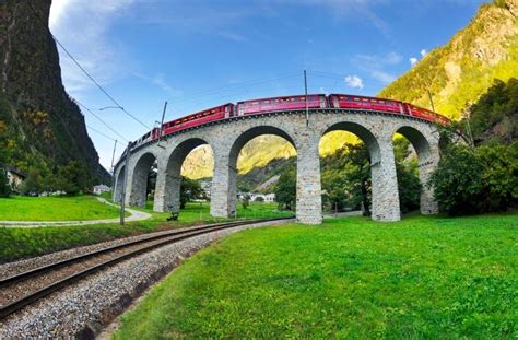 Bernina Express | Fares, Timetables and Info [2025] | Holidays to ...