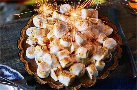 Bonfire Banoffee Pie Recipe | Bonfire Night Food | Tesco Real Food