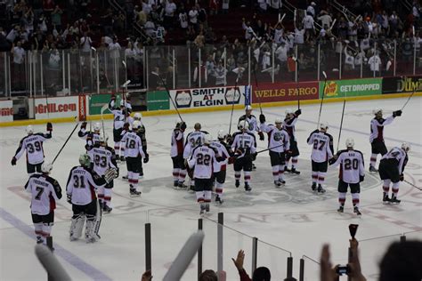 The Houston Aeros salute the fans after a win in the final game of the ...