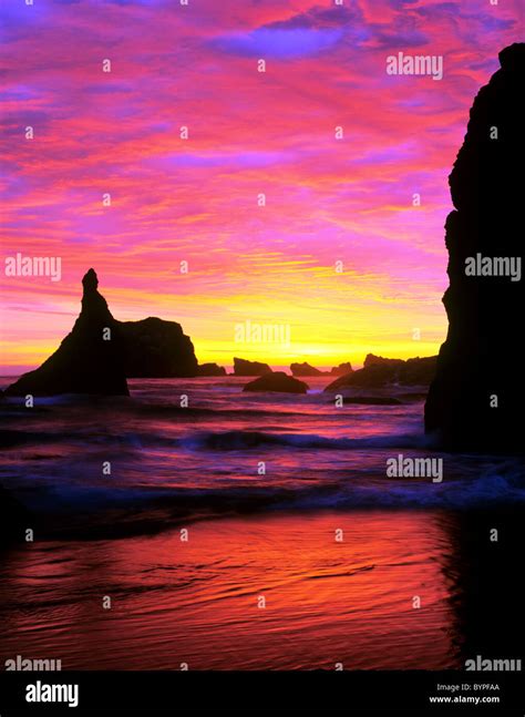 Bandon Beach sunset Stock Photo - Alamy