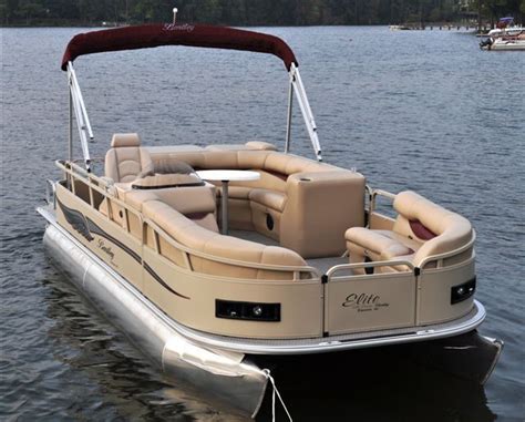 Bentley Boat Covers - Custom & Semi-Custom Boat Covers | Pontoon boat ...