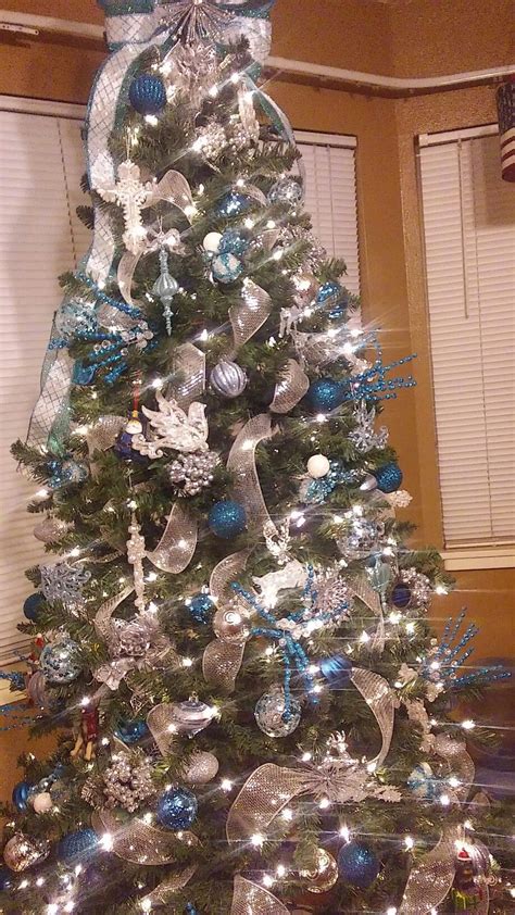 Blue And White Decorated Christmas Tree