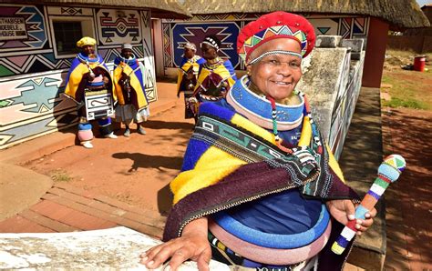 See pictures of the colourful & eye-catching culture of the Ndebele tribe