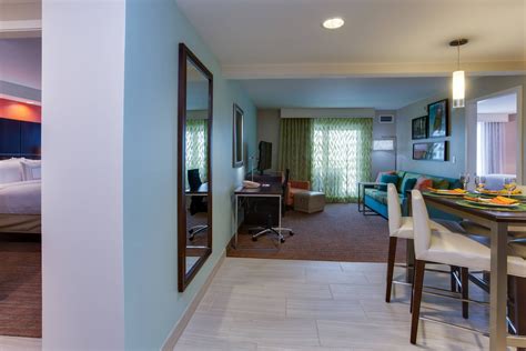 Residence Inn Daytona Beach Oceanfront hotel amenities | Hotel room ...