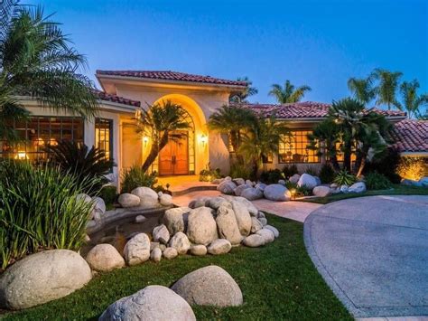 5 Spectacular Spanish-Style Homes for Sale in California