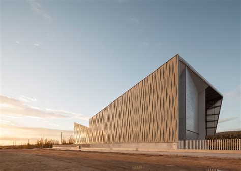 Municipal Auditorium of Lucena / MX_SI architectural studio | ArchDaily