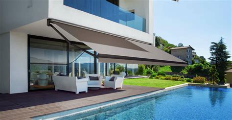 Retractable Awnings For Winter | Complete Blinds