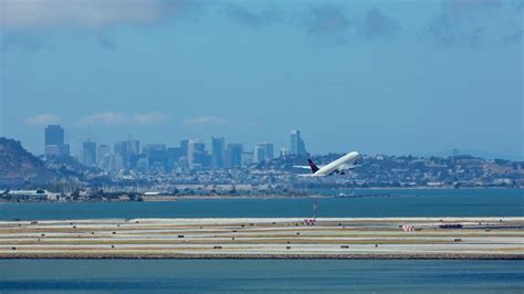 Stay, Park & Fly Hotels SFO | Hyatt Regency San Francisco Airport