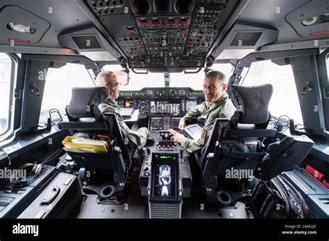 Airbus A400m Cockpit High Resolution Stock Photography and Images - Alamy