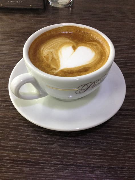 Heart latte art | Latte, Latte art, Food