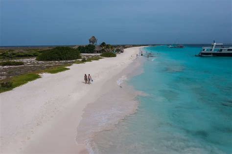 Why Dutch Caribbean Curaçao is the paradise island to visit right now ...