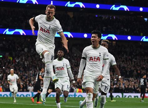 Son celebrates Kane link-up as Spurs duo hit another landmark | Daily Sabah