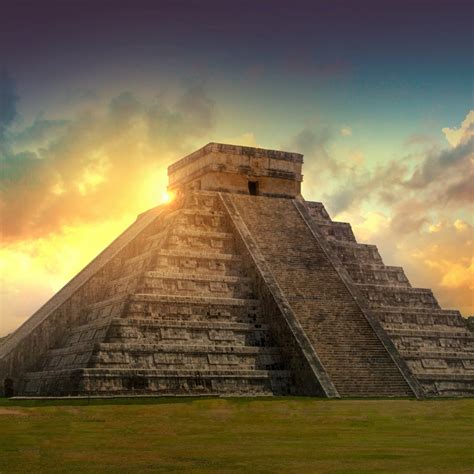 El Castillo, Chichen Itza, Mexico – T'zikal Beauty