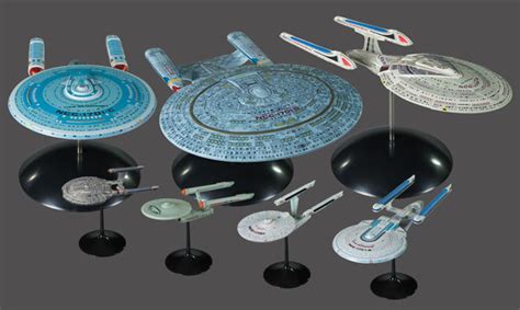 The Trek Collective: New starships Enterprise model kit set