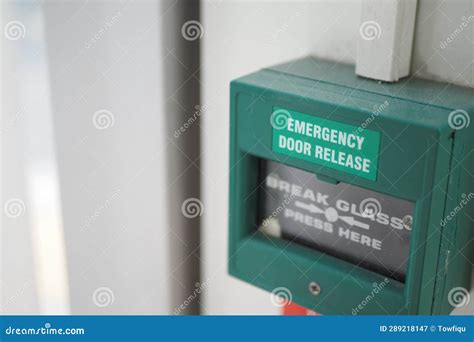 Red Fire Alarm Button on Wall , Stock Image - Image of pull, signs ...