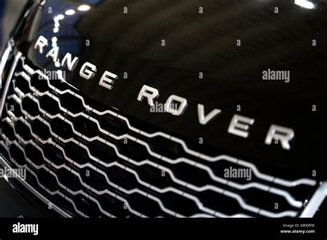 Details 72+ range rover car logo super hot - ceg.edu.vn