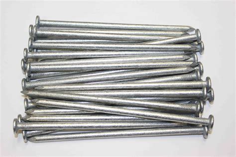 5kg Pack 150mm (6") galvanised Nails | Jacksons Fencing