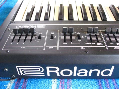 MATRIXSYNTH: Roland SH-09 Vintage Analog Synthesizer SN 065437