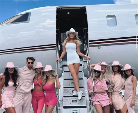 Paulina Gretzky: Gain Insight into Her Growing Net Worth