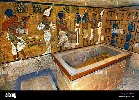 Egypt Tomb Of The Kings Mummy Of Tutankhamun In Golden Coffin Stock ...