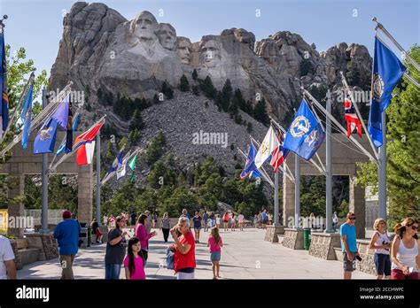 Mount Rushmore visitors center Stock Photo - Alamy