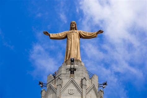 Statue of Christ the King under Blue Sky · Free Stock Photo