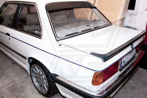 Roof wing – BMW e30 Spoilers Online Shop