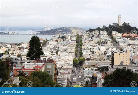 Lombard street stock photo. Image of crooked, tourism - 28876548