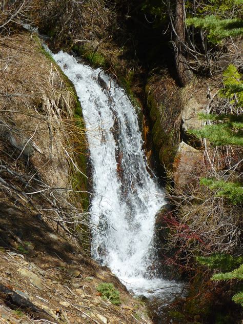 Trailing Ahead: Kings Canyon Falls: Upper Waterfall Loop