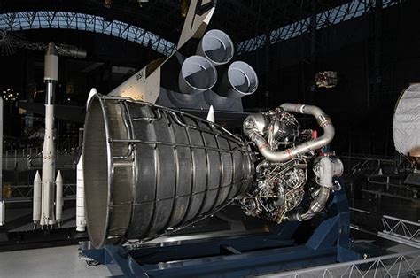 Space Shuttle Main Engine | How Things Fly