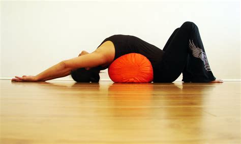 What is Therapeutic Yoga? - Yoga Bloom