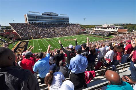 Wake Forest Football Stadium / Wake Forest Football To Play Notre Dame ...