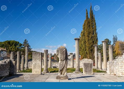 Roman Ruins in Vaison-la-Romaine Town, Provence Stock Photo - Image of ...